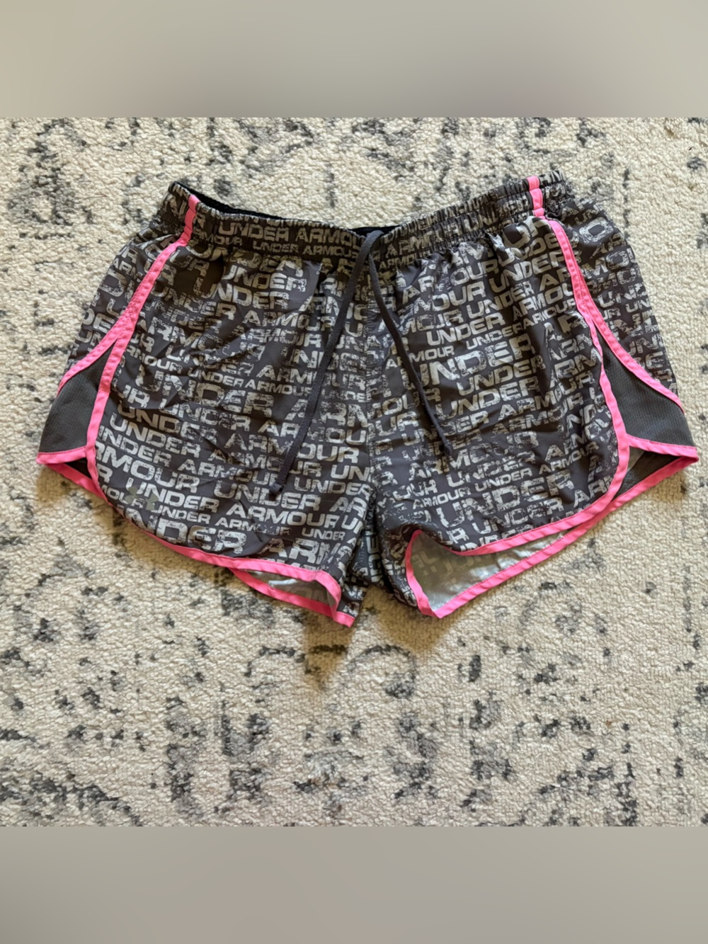 Under Armour Girls Black Shorts with Pink Trim and Logo Print size medium